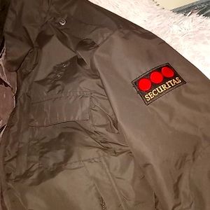 Very nice, very warm security coat w/removable shell